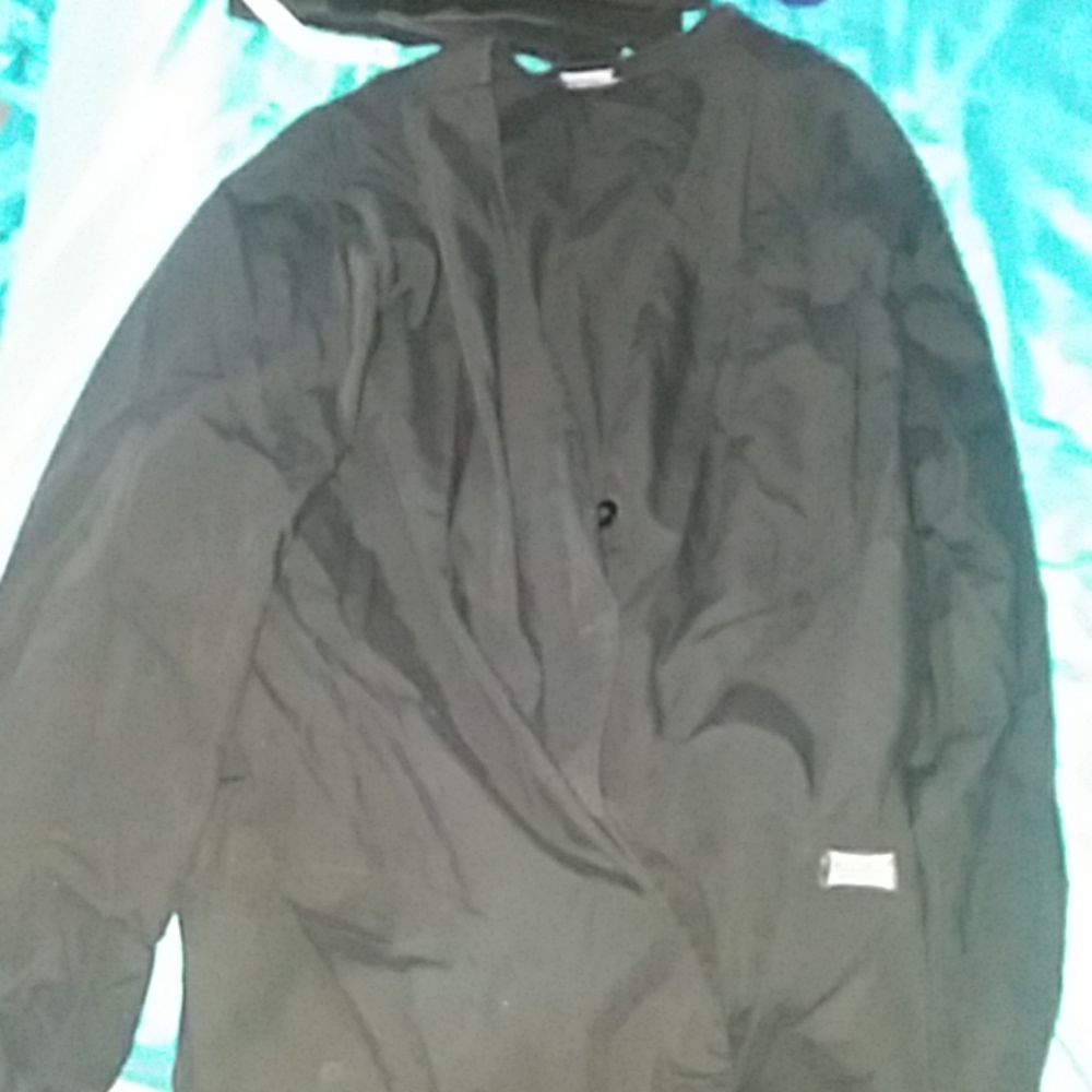 Scrub coat
